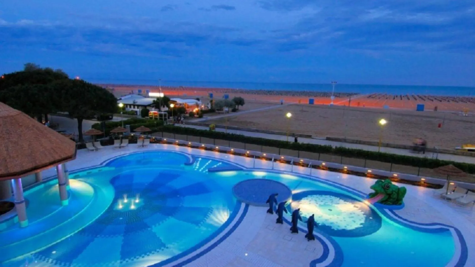 Apartment Elegant Studio Located On The Gorgeous Coast Of Bibione Italy
